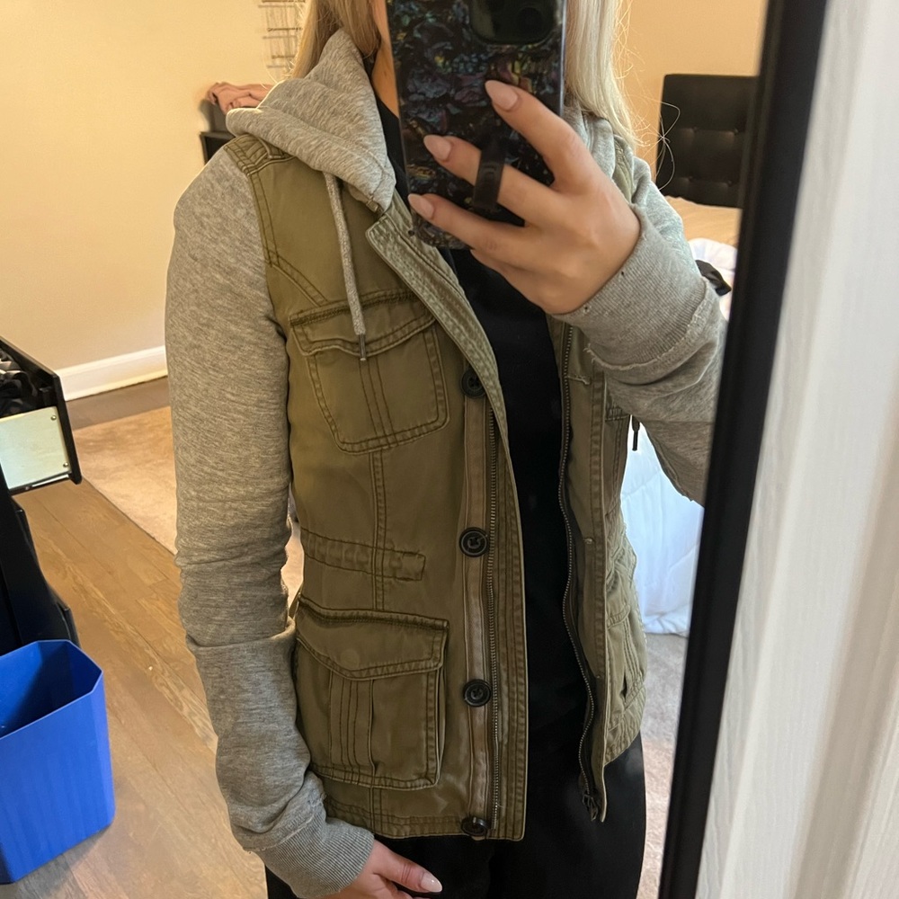 Abercrombie & Fitch cargo jacket